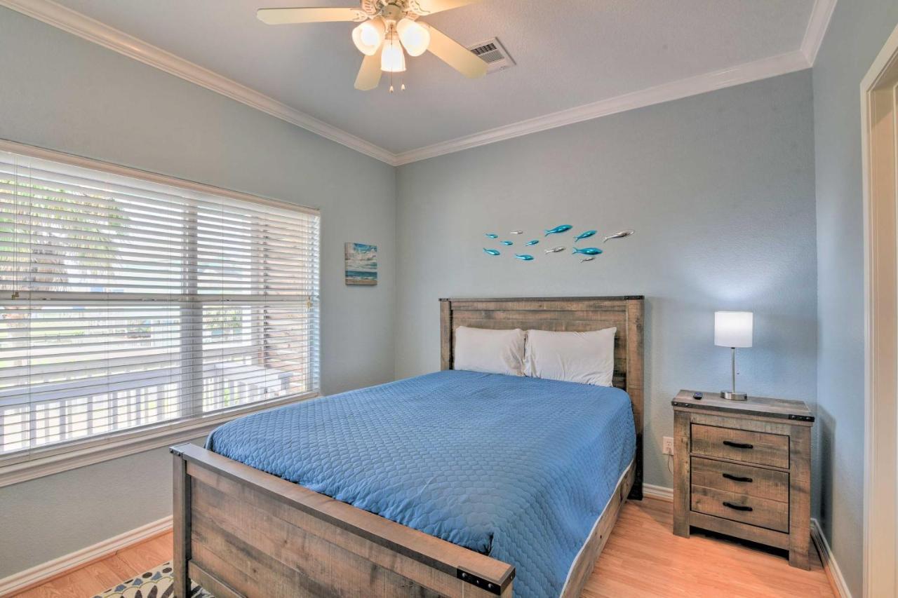 Willa Bright Crystal Beach House, Walk To Coast! Bolivar Peninsula Zewnętrze zdjęcie